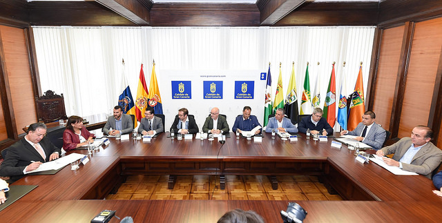 12_pacto-alcaldes2