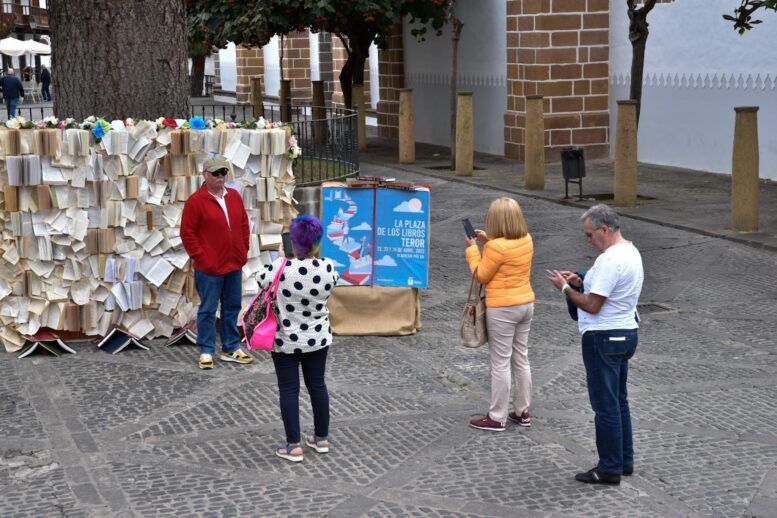 PLAZA-DE-LOS-LIBROS-202233