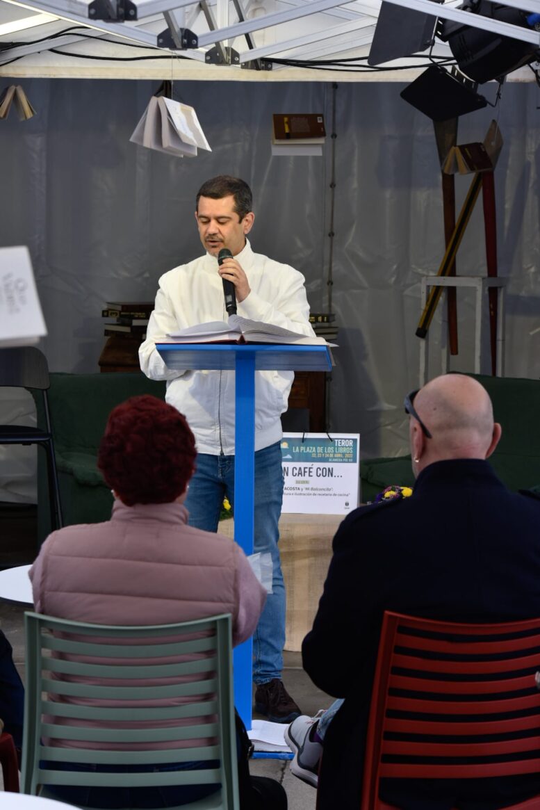 PLAZA-DE-LOS-LIBROS-202244