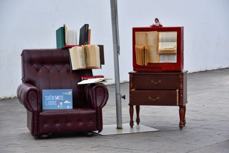 PLAZA-DE-LOS-LIBROS-202253