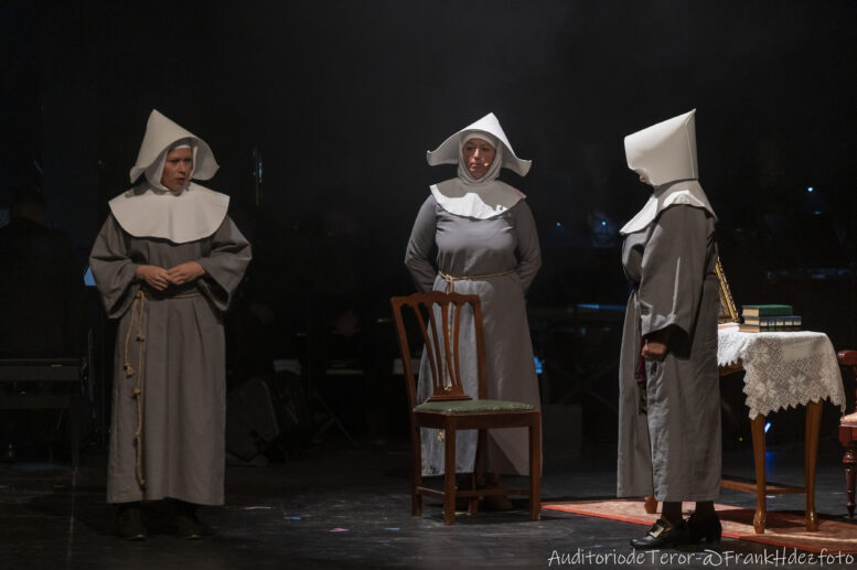 Musical (383)
