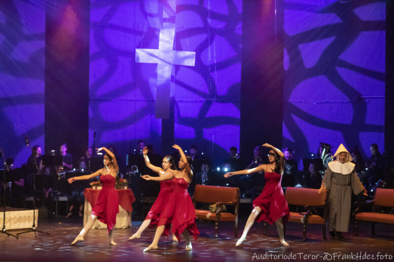 Musical (390)