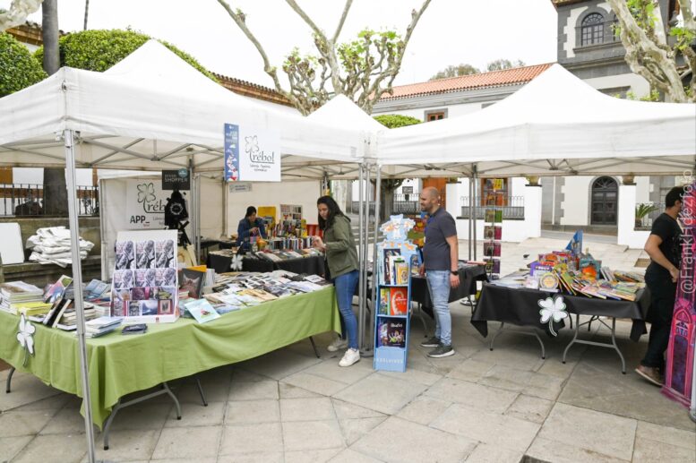 14_plaza-libros18