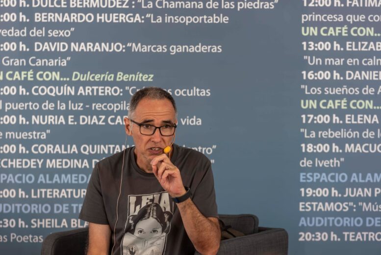 15-16_plaza-libros30