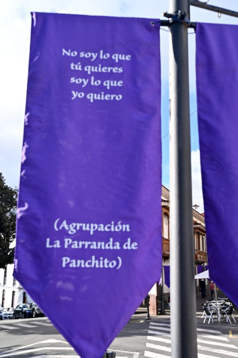 BANDEROLAS19