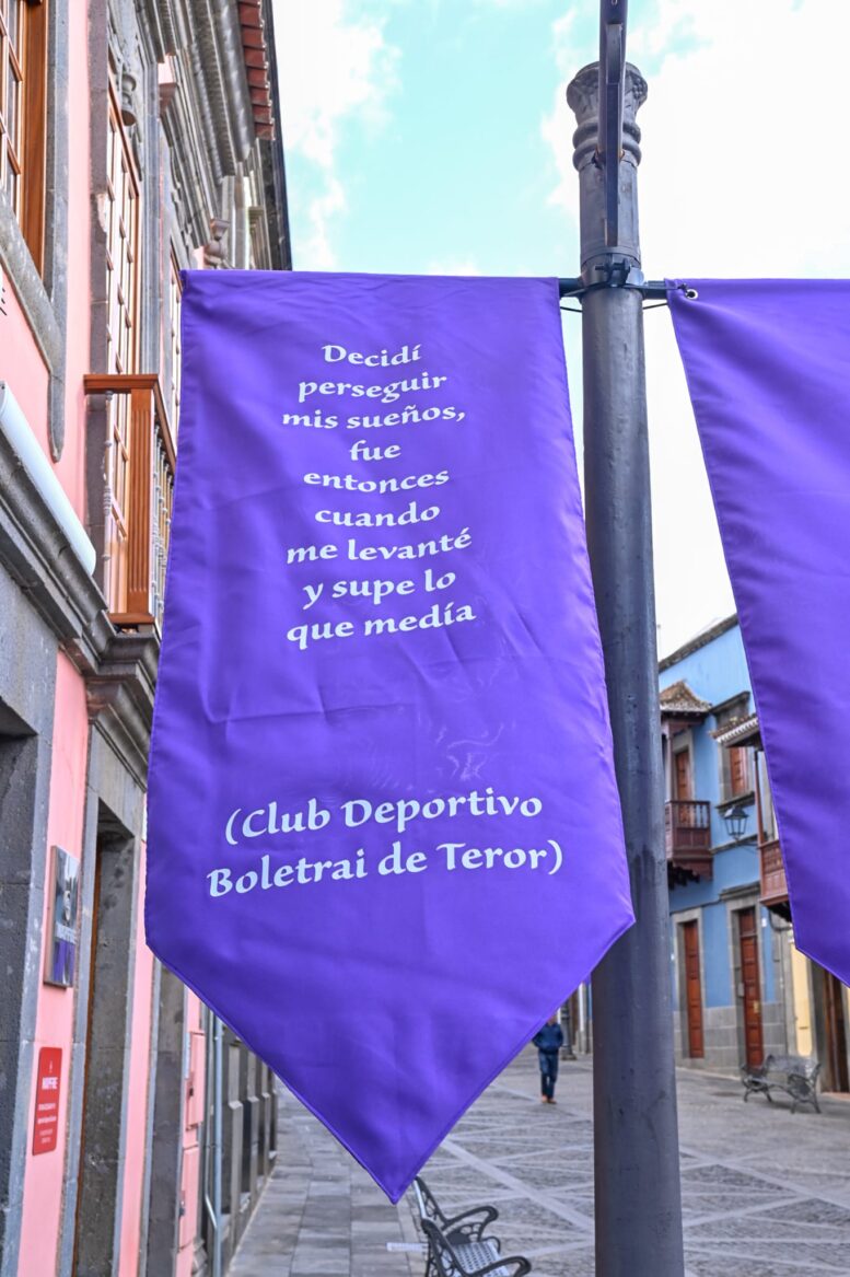 BANDEROLAS20
