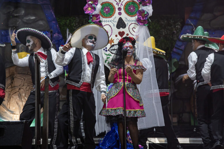 GALA-PASACALLES10