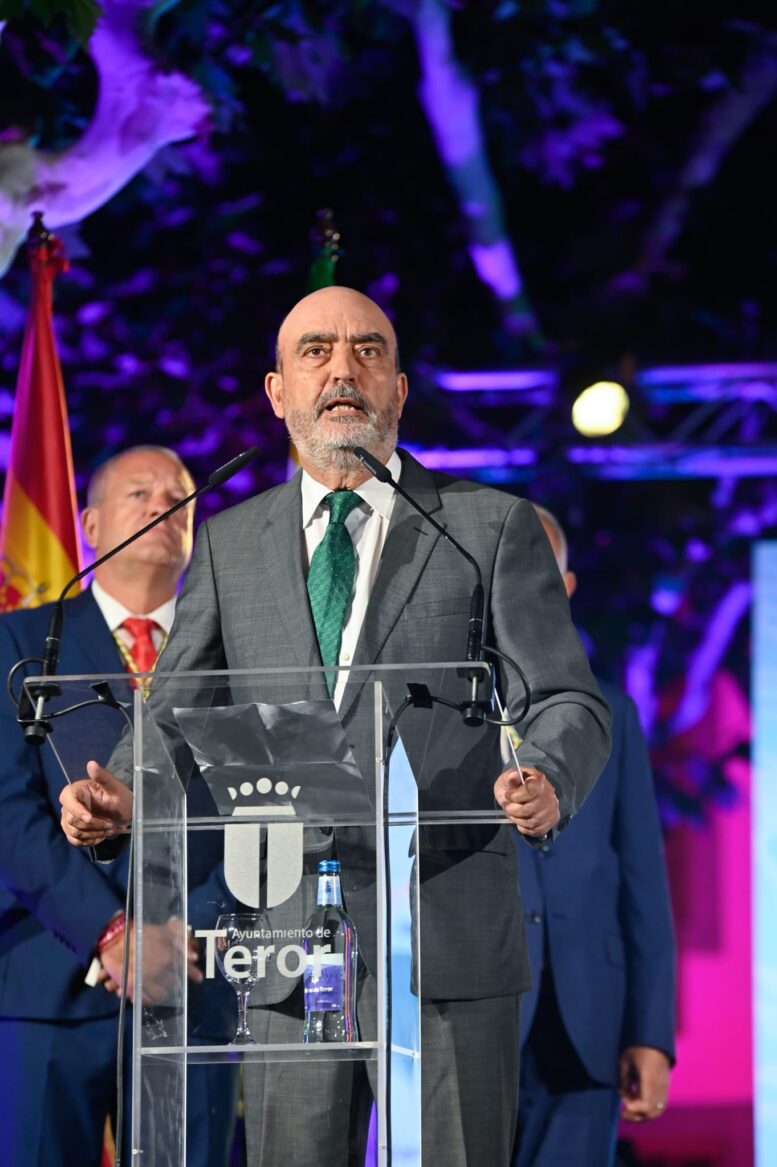 10_HONORES-DISTINCIONES31