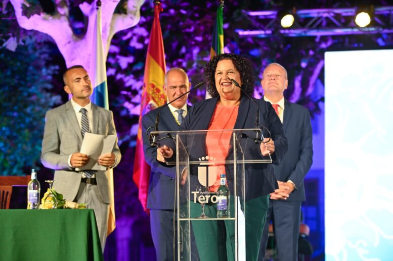 10_HONORES-DISTINCIONES35