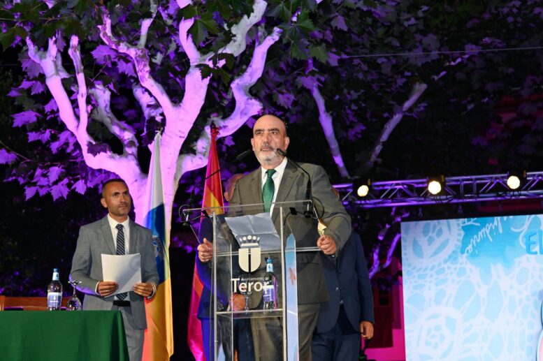 10_HONORES-DISTINCIONES6